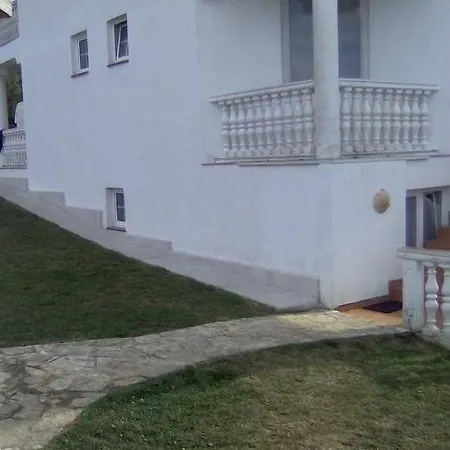 Radmani Villa *