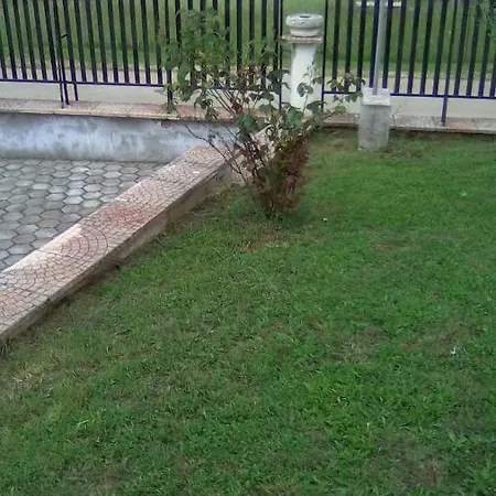 Radmani Villa *